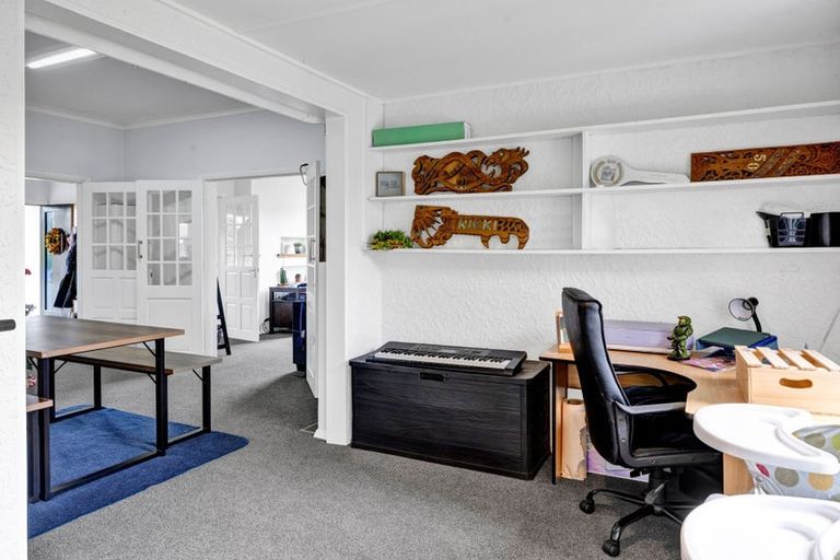 Photo of property in 14 Dives Avenue, Hawera, 4610