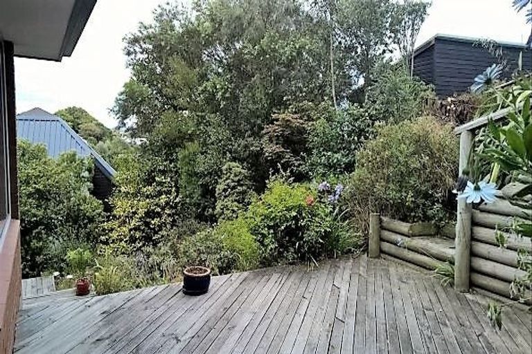 Photo of property in 3b Cambrian Close, Westmorland, Christchurch, 8025