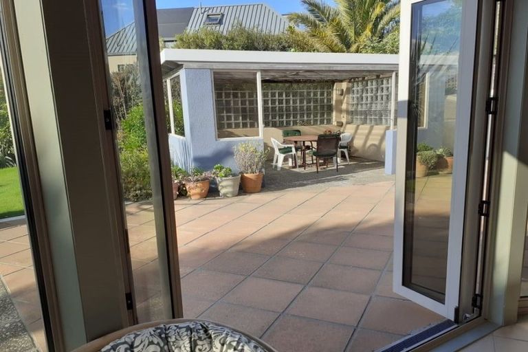 Photo of property in 76 Glenstrae Road, Redcliffs, Christchurch, 8081