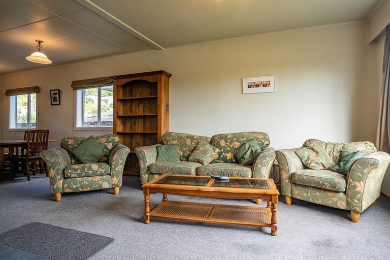 Photo of property in 53 Main South Road, Karoro, Greymouth, 7805