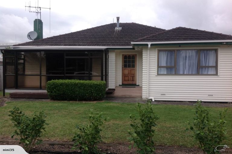 Photo of property in 38 Oxford Street, Fairfield, Hamilton, 3214