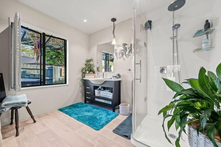 Photo of property in 1 Strachan Way, Highbury, Palmerston North, 4412