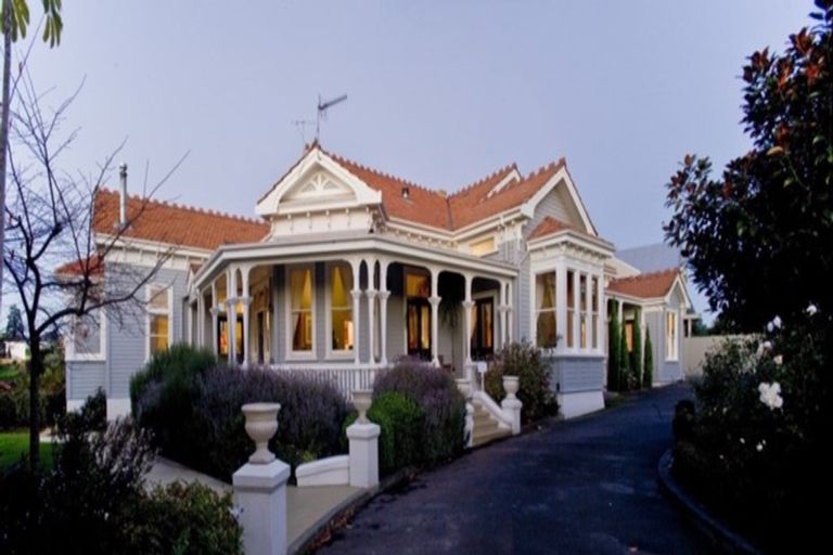 Photo of property in Mchardy Homestead, 11 Bracken Street, Hospital Hill, Napier, 4110