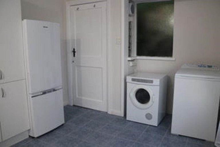 Photo of property in 24 Saint Mary Street, Thorndon, Wellington, 6011