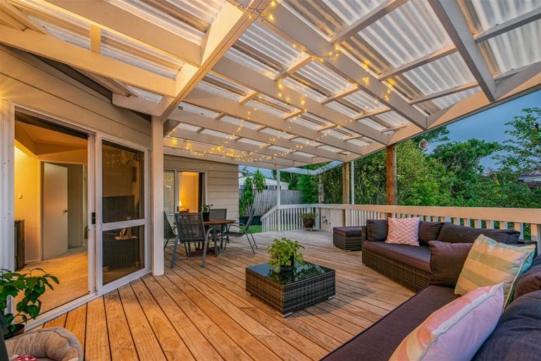 Photo of property in 1/20 Kirby Street, Glendene, Auckland, 0602