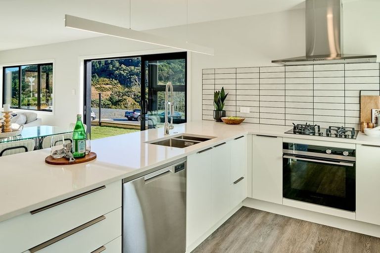 Photo of property in 69 Holystone Road, Whitby, Porirua, 5024