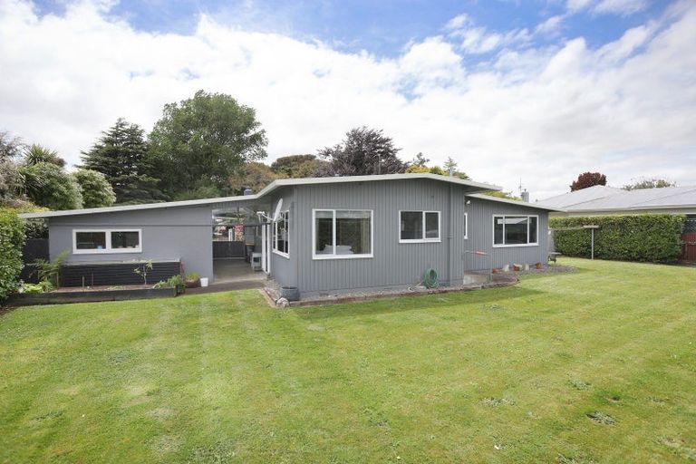 Photo of property in 90 Derby Street, Feilding, 4702