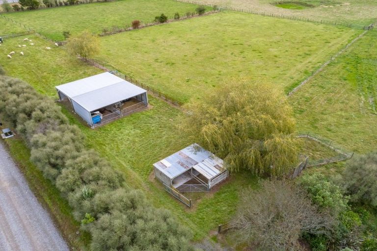 Photo of property in 184 Glenmorven Road, Morison Bush, Greytown, 5794