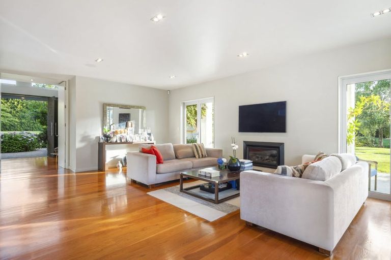 Photo of property in 102 Blackbridge Road, Dairy Flat, Albany, 0794