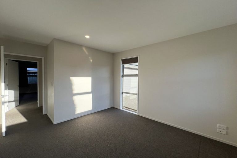 Photo of property in 5 Robalan Close, Halswell, Christchurch, 8025