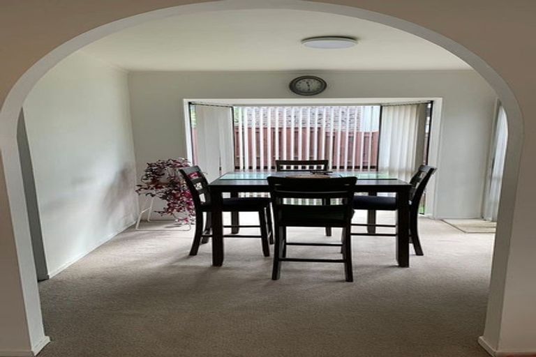 Photo of property in 2/116 Bucklands Beach Road, Bucklands Beach, Auckland, 2012