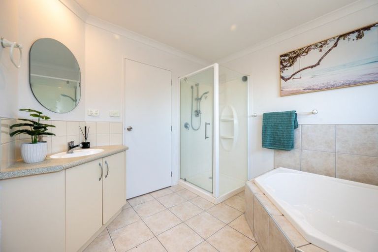Photo of property in 9b Avenue Road, Greenmeadows, Napier, 4112
