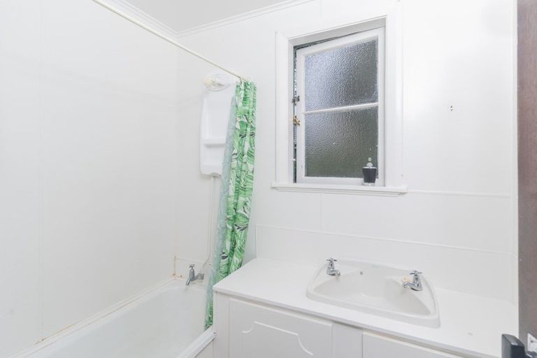 Photo of property in 25 Piko Crescent, Riccarton, Christchurch, 8041