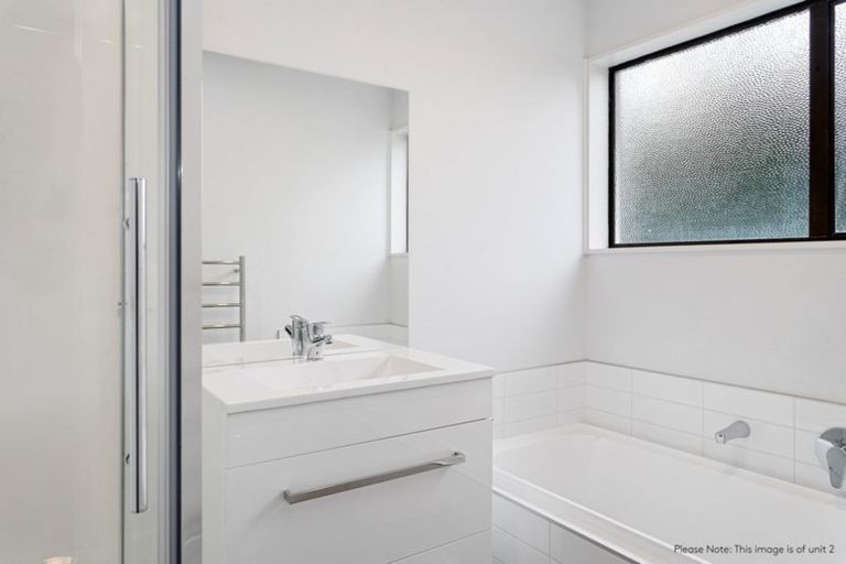 Photo of property in 3/91 Beachville Road, Redcliffs, Christchurch, 8081