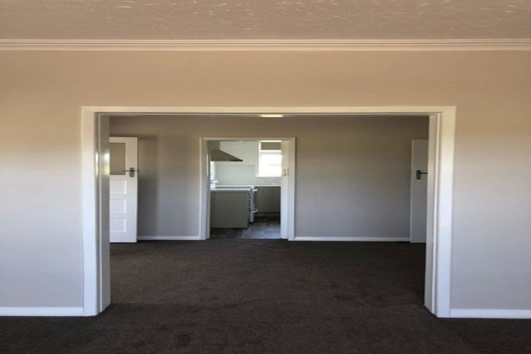 Photo of property in 235 Tararua Road, Levin, 5571