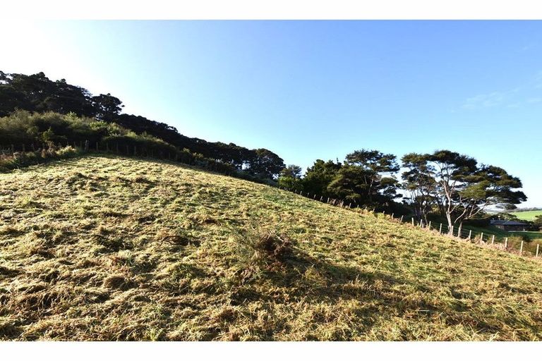 Photo of property in 188 Pinchgut Road, Kaukapakapa, 0873