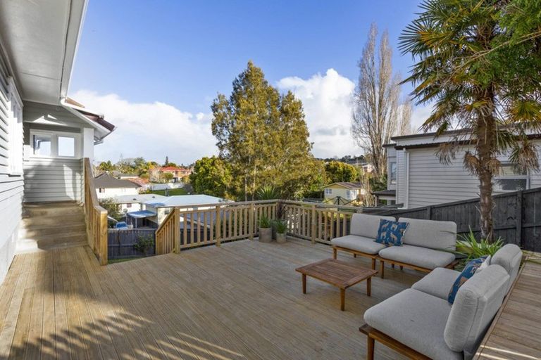 Photo of property in 41 Parker Avenue, New Lynn, Auckland, 0600