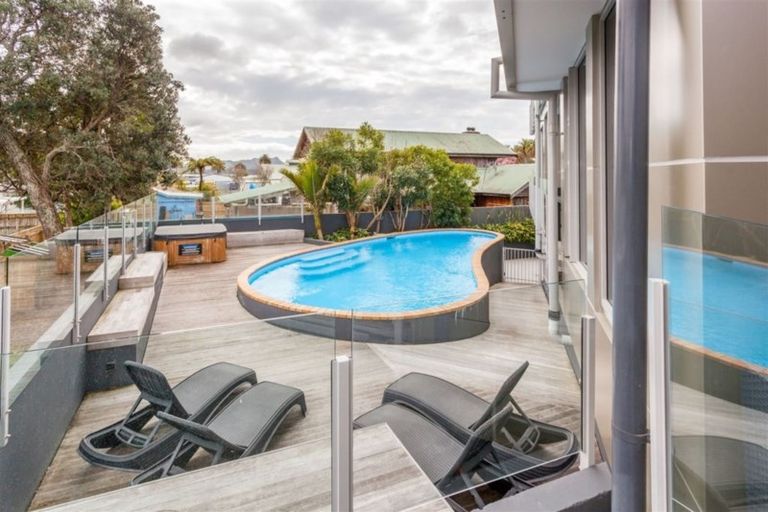 Photo of property in 1/8a The Esplanade, Whitianga, 3510