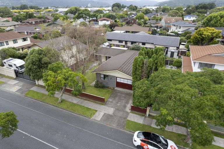 Photo of property in 35 Waddington Drive, Naenae, Lower Hutt, 5011