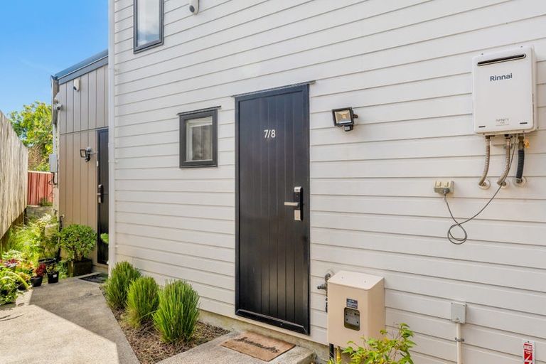Photo of property in 7/8 Hepburn Road, Glendene, Auckland, 0602