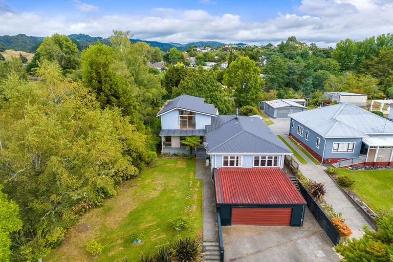 Photo of property in 8 Hillsview Crescent, Taumarunui, 3920