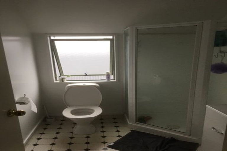 Photo of property in 114b Elizabeth Street, Riccarton, Christchurch, 8041