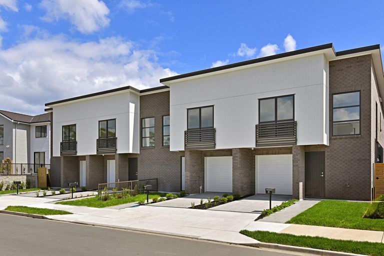Photo of property in 40 Vincent Mcgrath Crescent, Swanson, Auckland, 0614