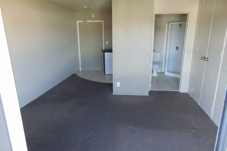 Photo of property in 5k/10 Crown Lynn Place, New Lynn, Auckland, 0600
