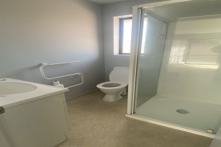 Photo of property in 24b Wainoni Road, Wainoni, Christchurch, 8061