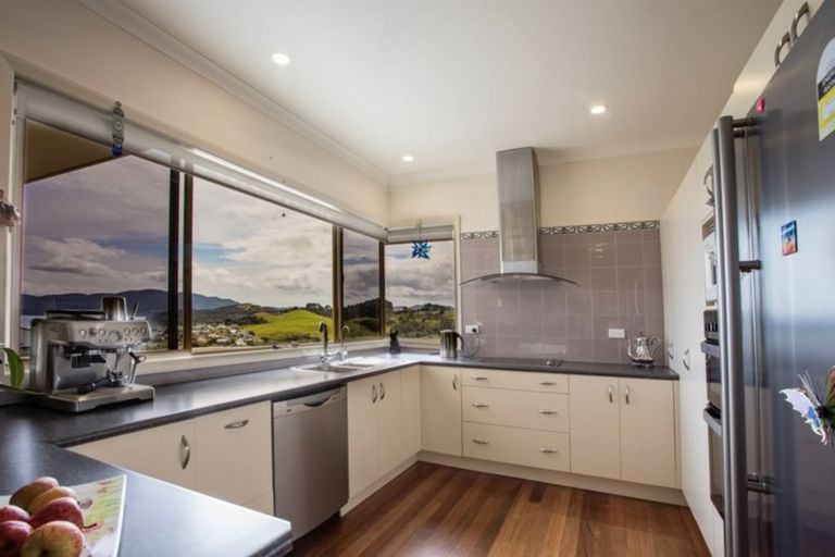 Photo of property in 29 Lori Lane, Coopers Beach, 0420