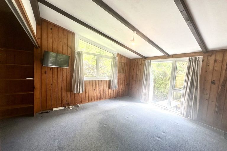 Photo of property in 89 Thurleigh Grove, Karori, Wellington, 6012