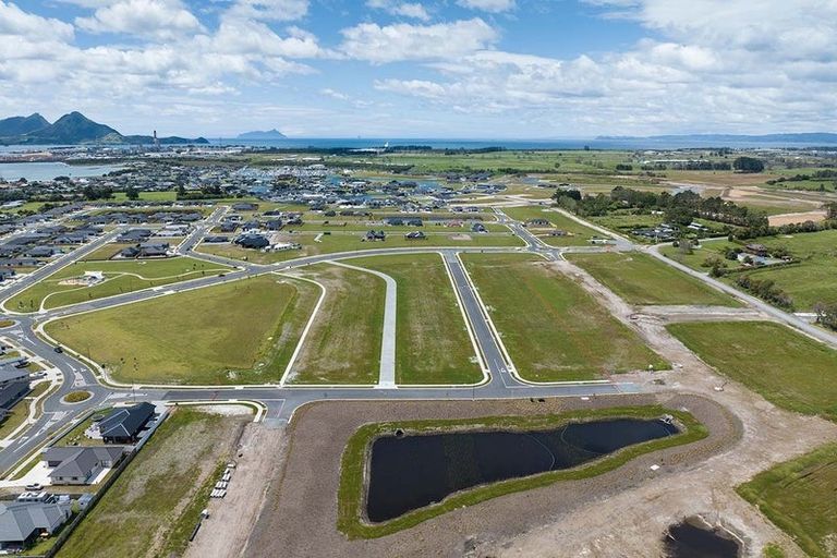 Photo of property in 46 Kitemaunga Avenue, One Tree Point, 0118