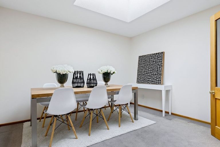 Photo of property in 3/61 Waimairi Road, Upper Riccarton, Christchurch, 8041