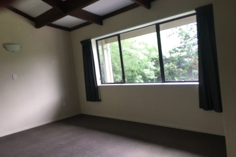 Photo of property in 17b Dover Road, St Andrews, Hamilton, 3200