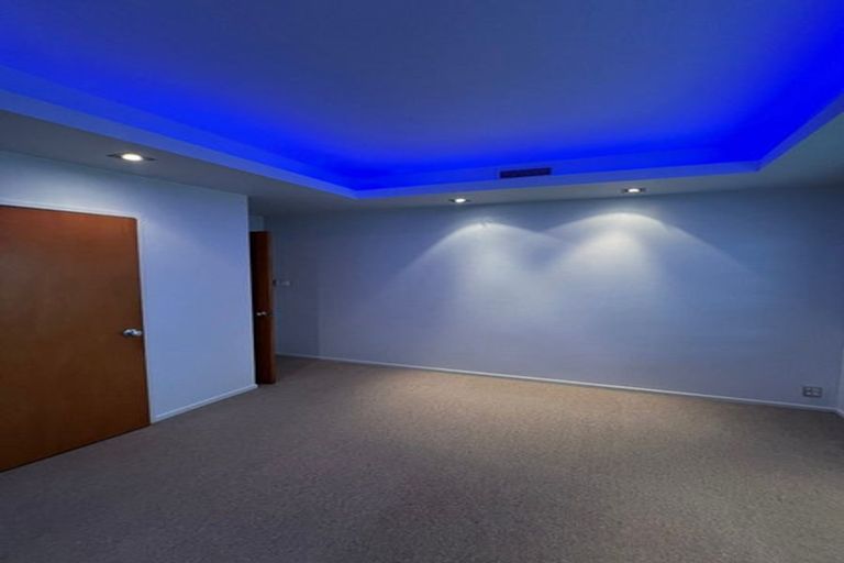 Photo of property in 1/15a Takutai Avenue, Bucklands Beach, Auckland, 2012