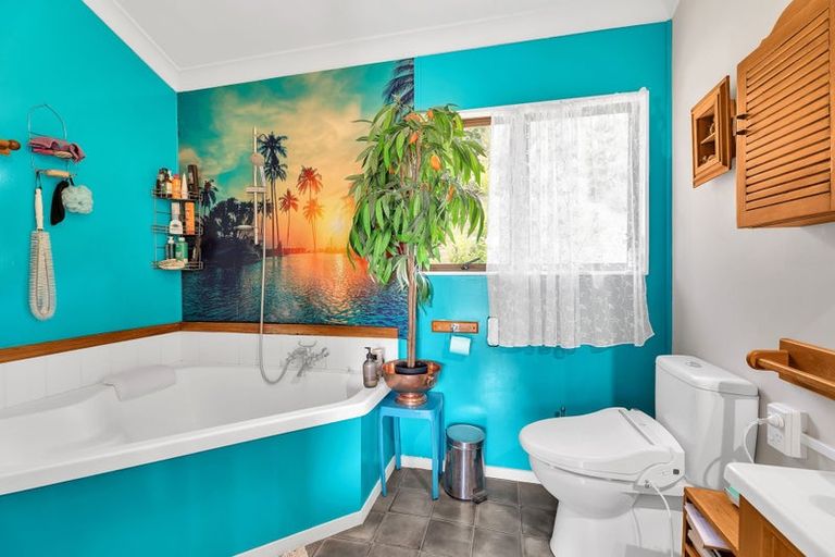 Photo of property in 27 Windsor Drive, Tairua, 3508