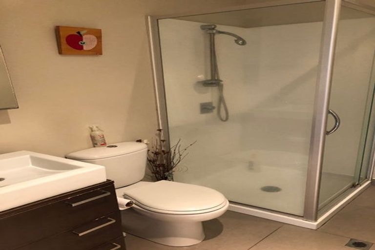 Photo of property in Shoal Haven Apartments, 112a/130 Anzac Street, Takapuna, Auckland, 0622