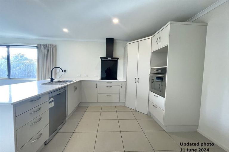 Photo of property in 1 James Hight Drive, Halswell, Christchurch, 8025