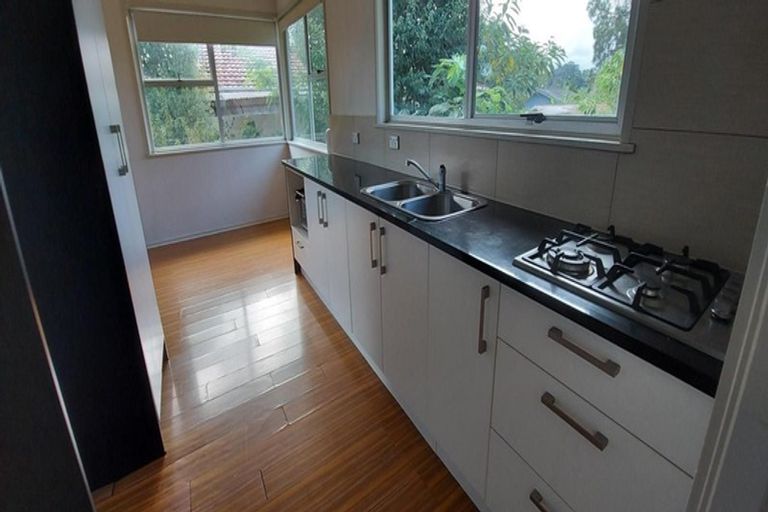 Photo of property in 23 Mawney Road, Henderson, Auckland, 0610
