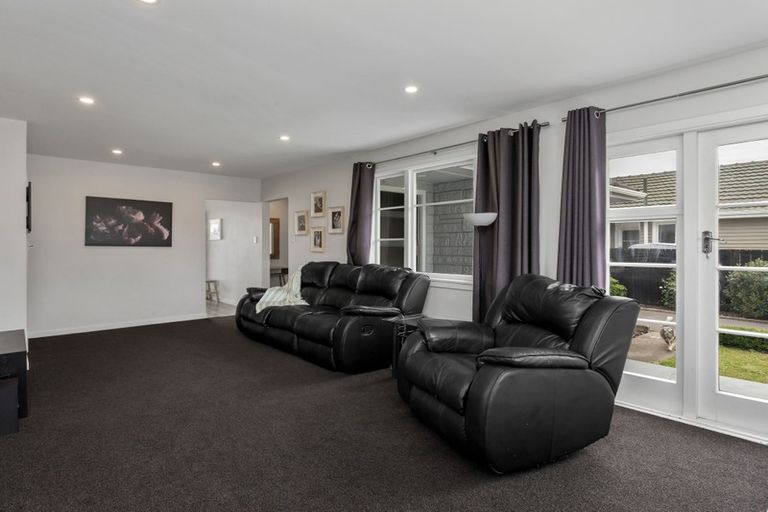 Photo of property in 71 Gardiners Road, Bishopdale, Christchurch, 8051