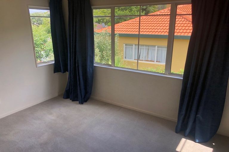 Photo of property in Chantelle Close, 44a Lavery Place, Sunnynook, Auckland, 0632