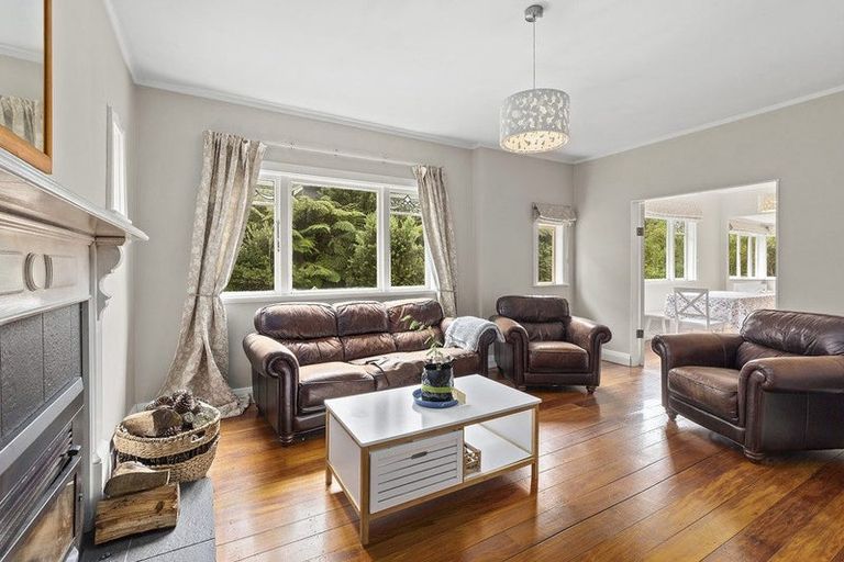 Photo of property in 70 Nottingham Street, Karori, Wellington, 6012