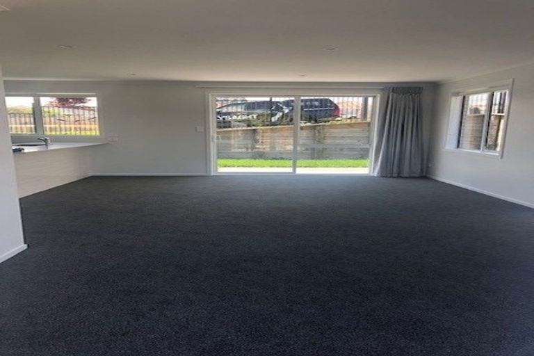 Photo of property in 2 Richardson Road, Omokoroa, 3114