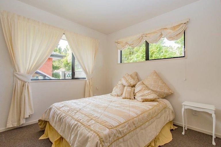 Photo of property in 2/85 Yaldhurst Road, Sockburn, Christchurch, 8042