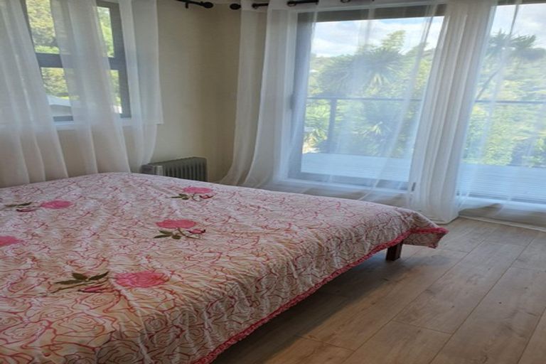 Photo of property in 211 Victory Road, Laingholm, Auckland, 0604