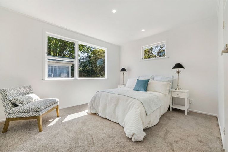 Photo of property in 82b Vodanovich Road, Te Atatu South, Auckland, 0610