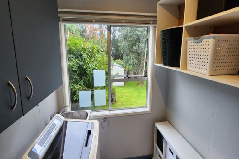 Photo of property in 6 Peace Avenue, Moturoa, New Plymouth, 4310