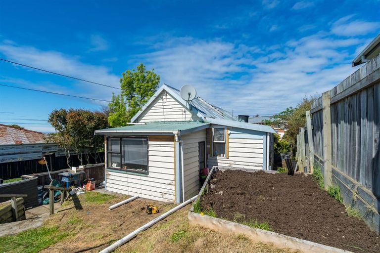 Photo of property in 23 Durham Street, Mornington, Dunedin, 9011