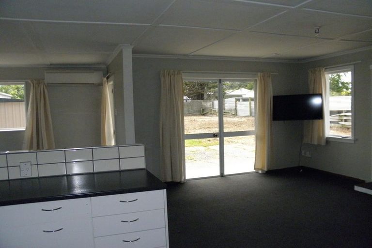 Photo of property in 20a Holloway Street, Waikiwi, Invercargill, 9810