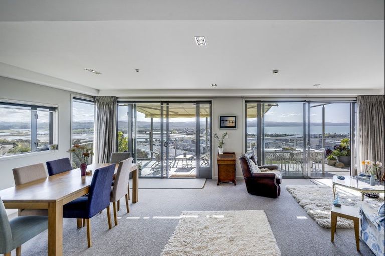 Photo of property in Northridge Apartments Stage Z, 1/22 Hospital Terrace, Hospital Hill, Napier, 4110